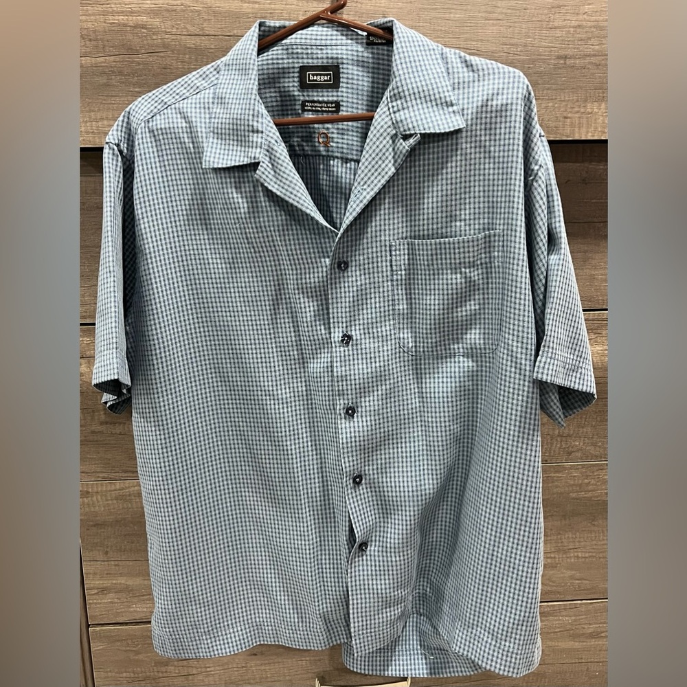 Men’s Short Sleeve Button Down Shirt